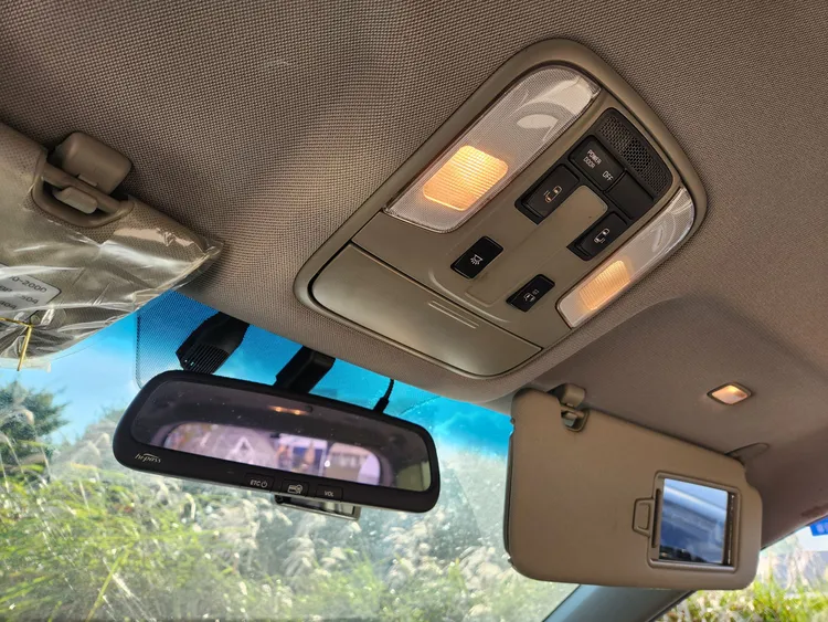 Kia Carnival 26