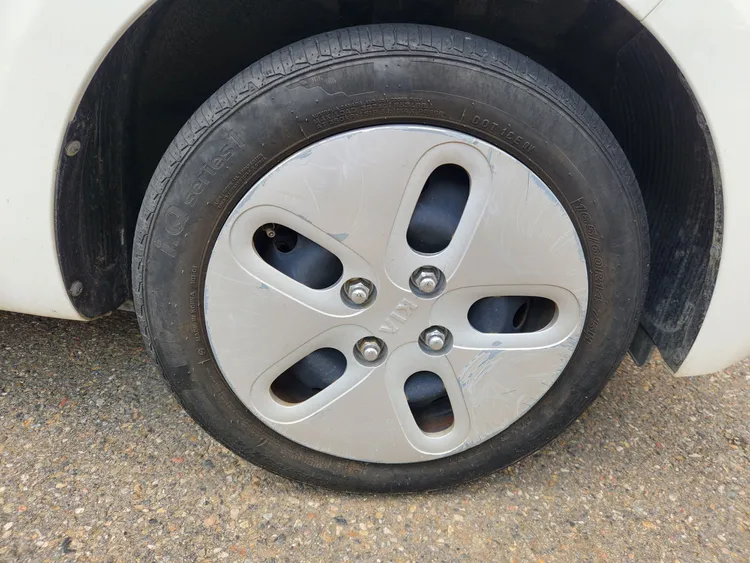 Kia Ray 32