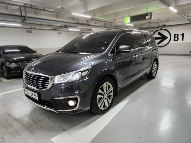 Kia Carnival 3