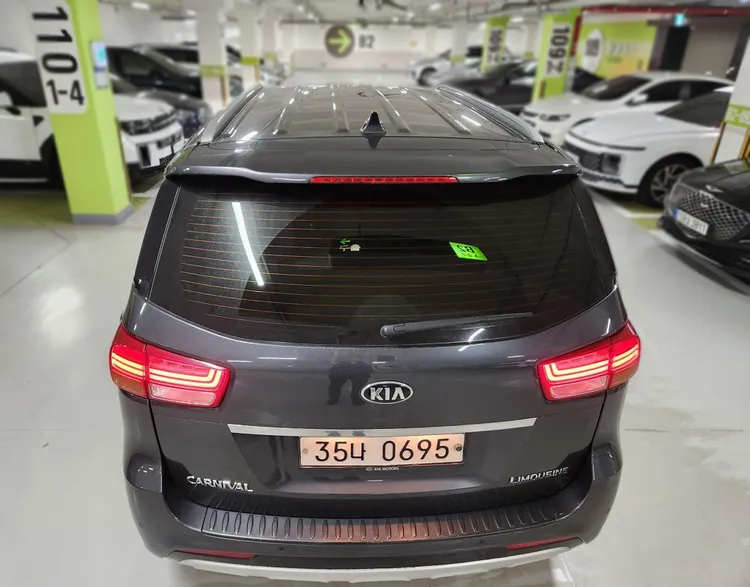 Kia Carnival 6