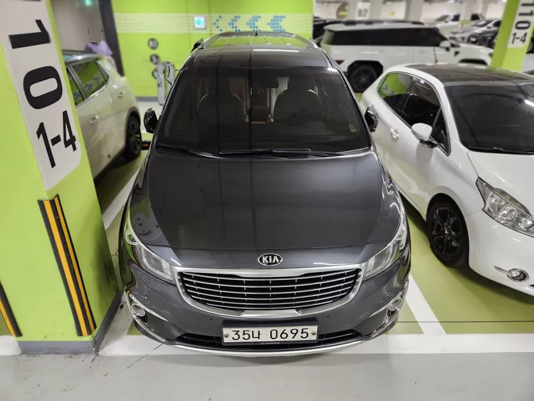 Kia Carnival 2