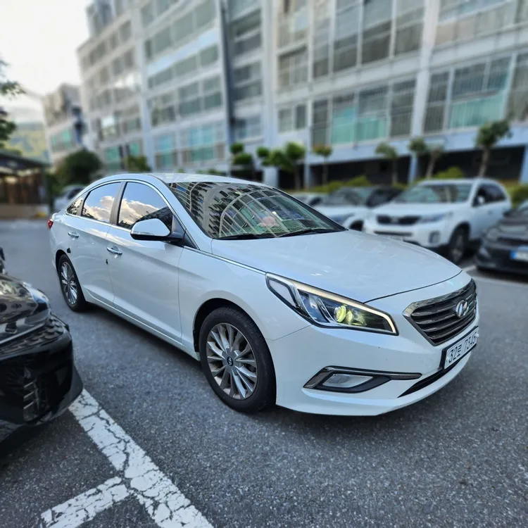 Hyundai LF Sonata 3