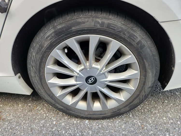 Hyundai LF Sonata 34