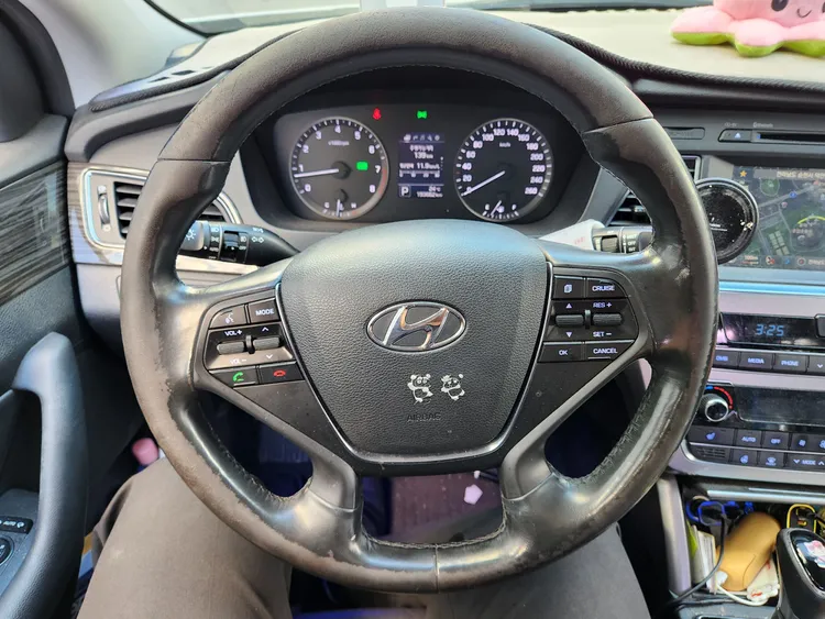 Hyundai LF Sonata 15