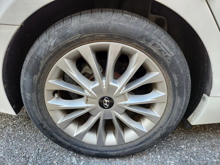 Hyundai LF Sonata 37