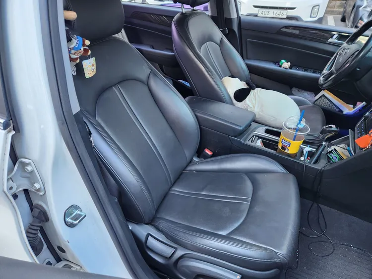 Hyundai LF Sonata 11