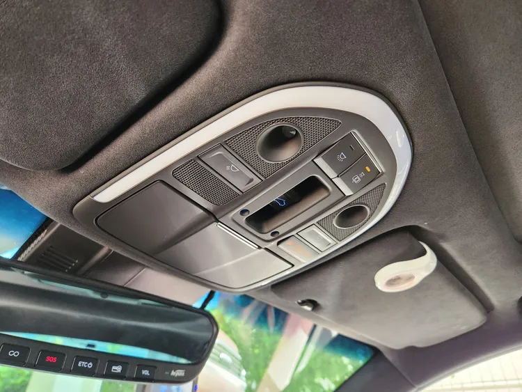 Genesis G70 25