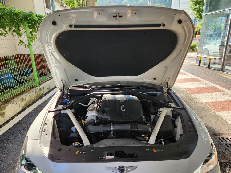 Genesis G70 34