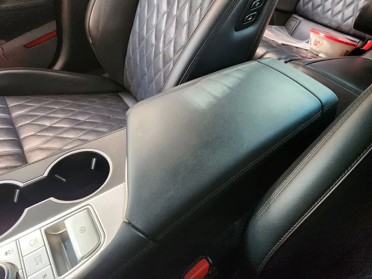 Genesis G70 29