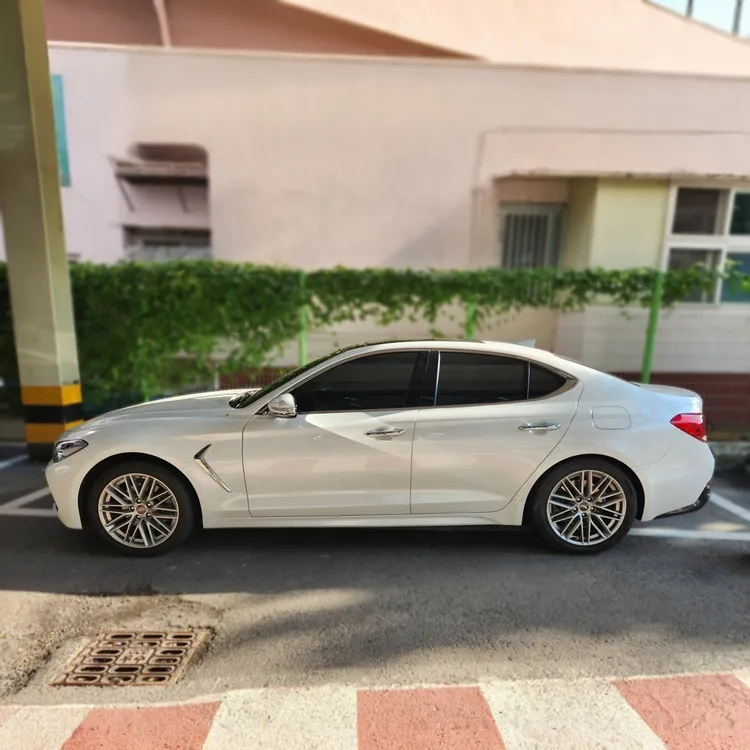 Genesis G70 5