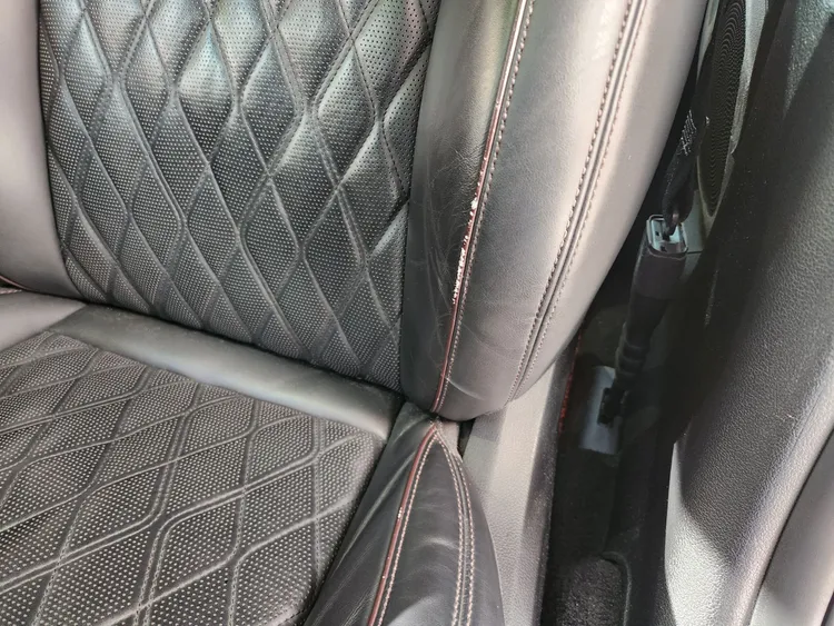 Genesis G70 17