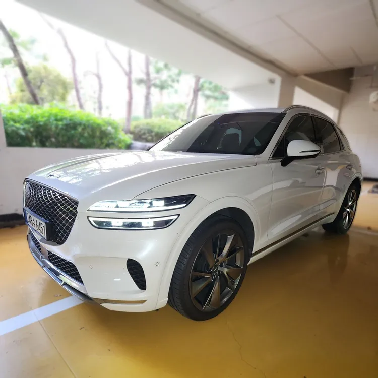 Genesis GV70 2