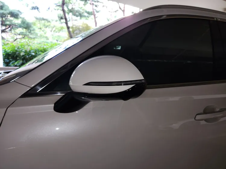 Genesis GV70 40