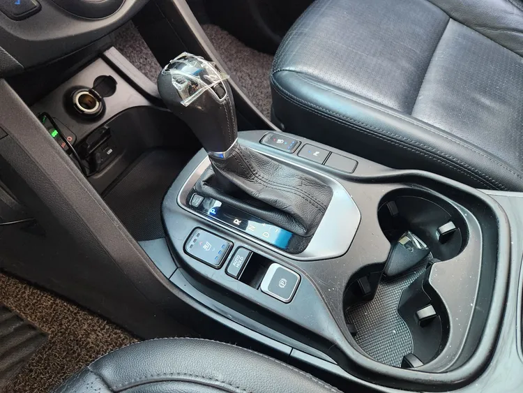 Hyundai Santa Fe DM 14