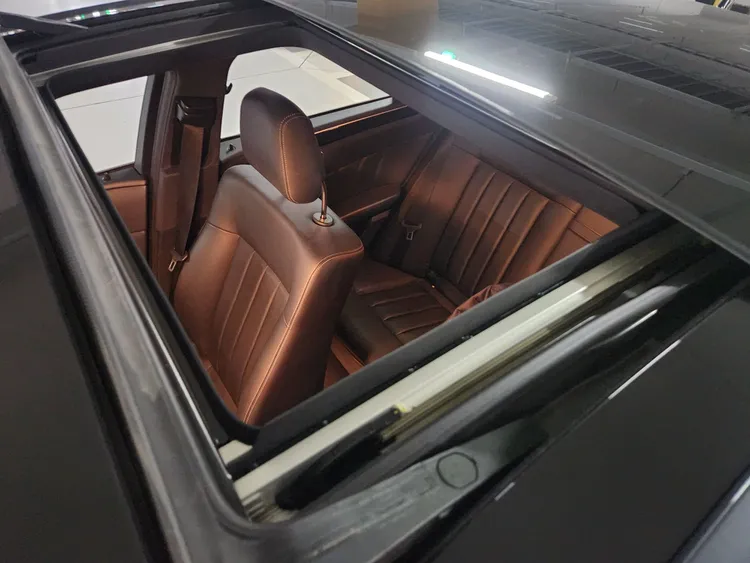 Mercedes E-Class (W212) 5