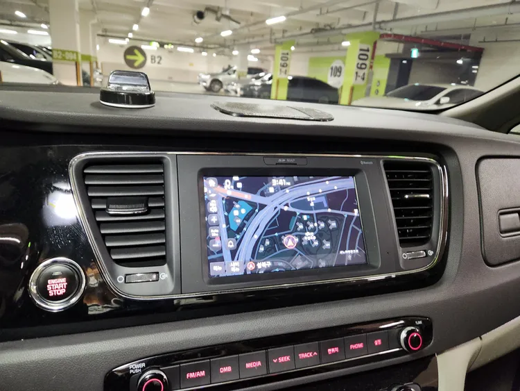 Kia Carnival 38