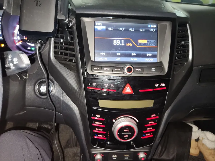 SsangYong (KGM) Tivoli 6