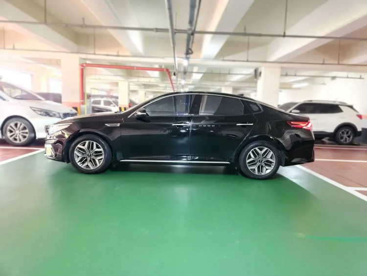 Kia K5 Hybrid 3