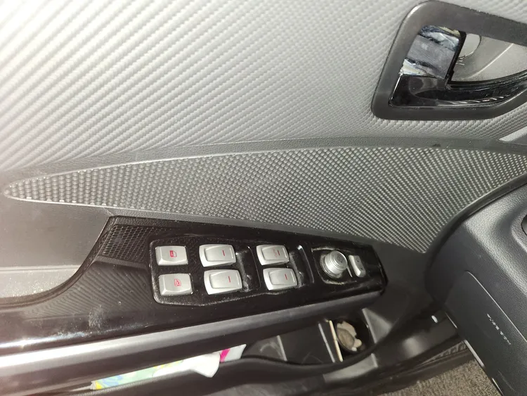 SsangYong (KGM) Tivoli 16