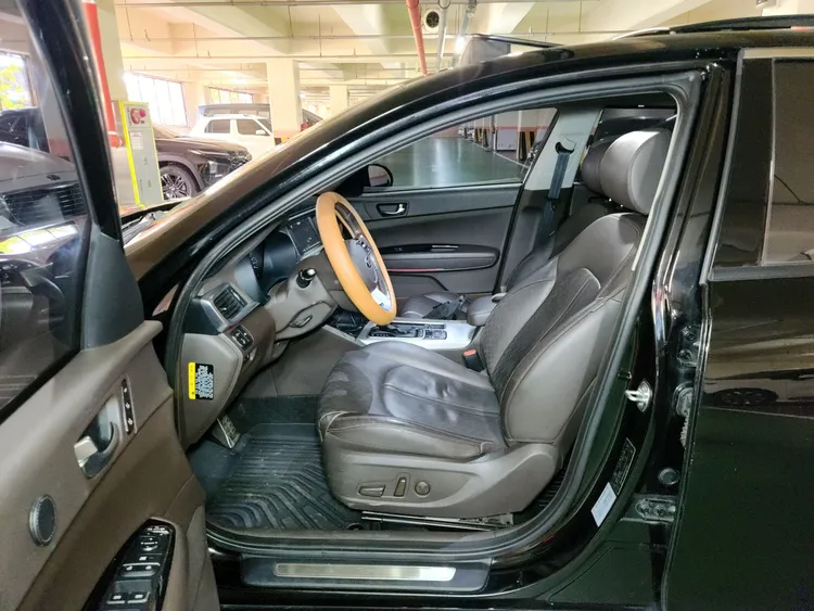 Kia K5 Hybrid 11
