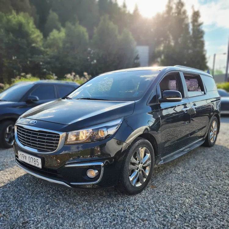 Kia Carnival 3