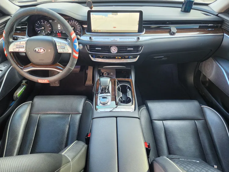 Kia K9 9