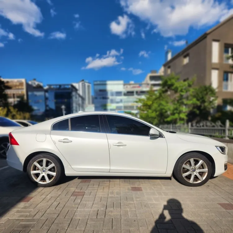 Volvo S60 4
