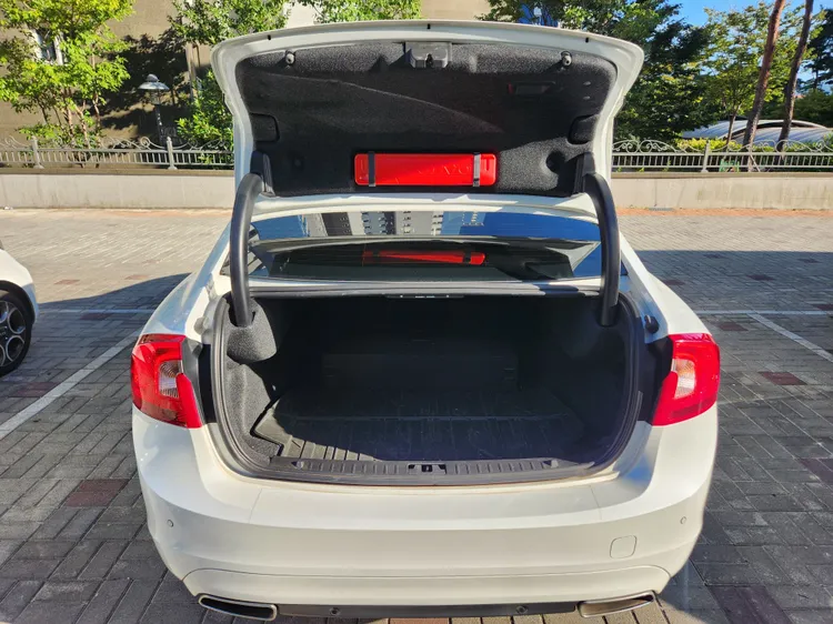 Volvo S60 6