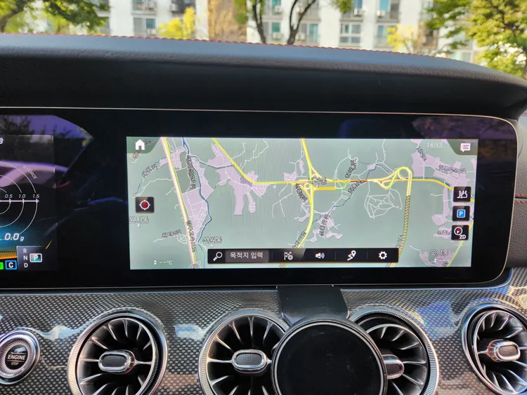 Mercedes E-Class (W213) 22