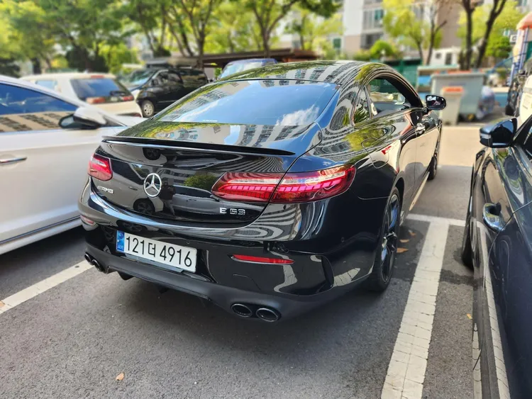 Mercedes E-Class (W213) 6