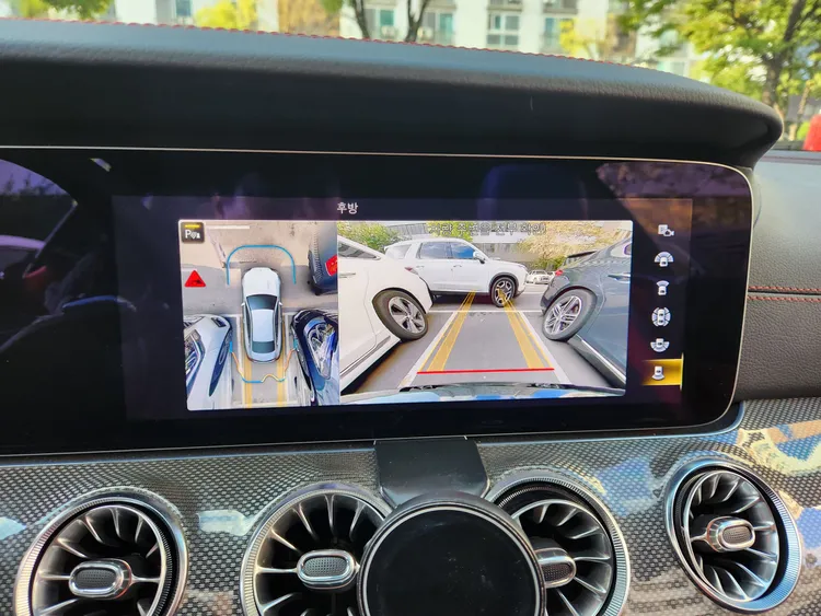 Mercedes E-Class (W213) 24