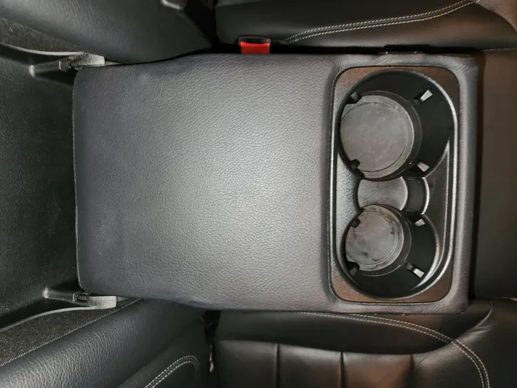 Mercedes M-Class (W166) 23