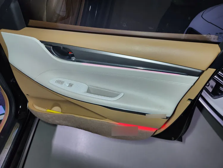 Hyundai Grandeur IG 32