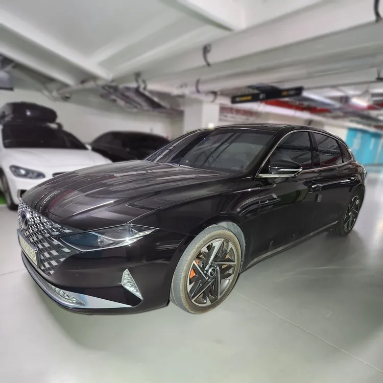 Hyundai Grandeur IG 2