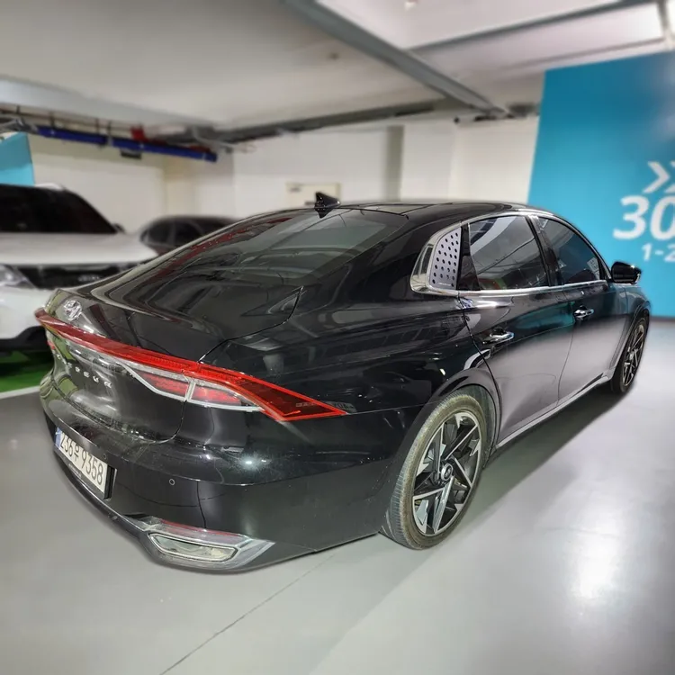Hyundai Grandeur IG 6