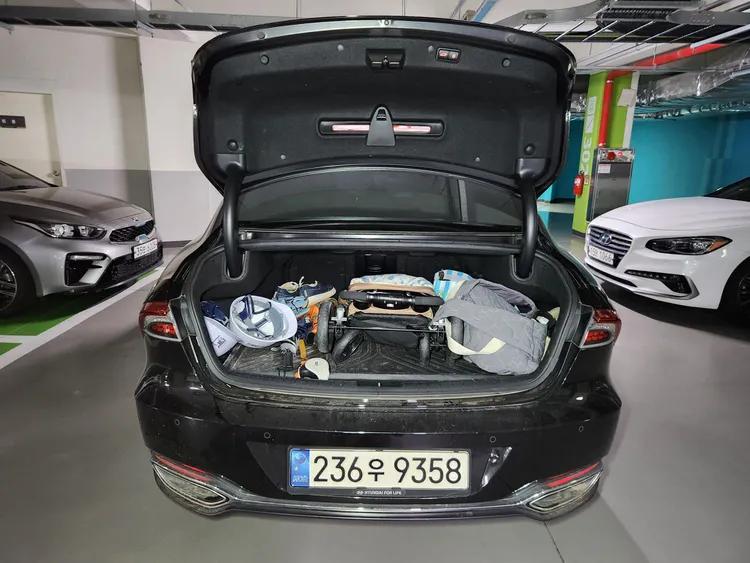 Hyundai Grandeur IG 7