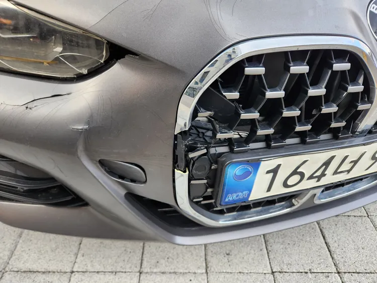 BMW 4 Series (G22) 27