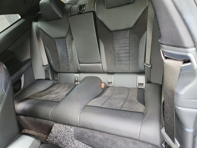 BMW 4 Series (G22) 8
