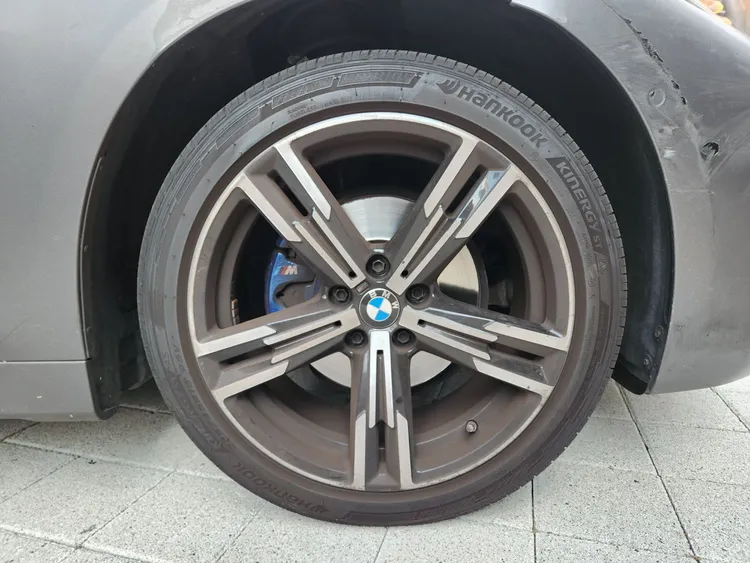 BMW 4 Series (G22) 39