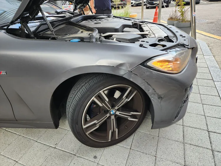 BMW 4 Series (G22) 35