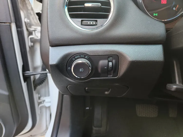 Chevrolet Cruze 26