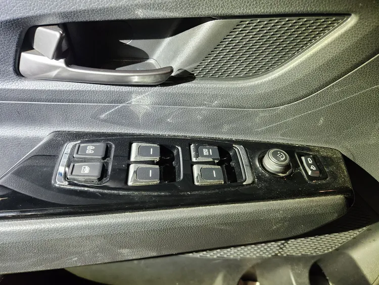 SsangYong (KGM) Beautiful Korando 19