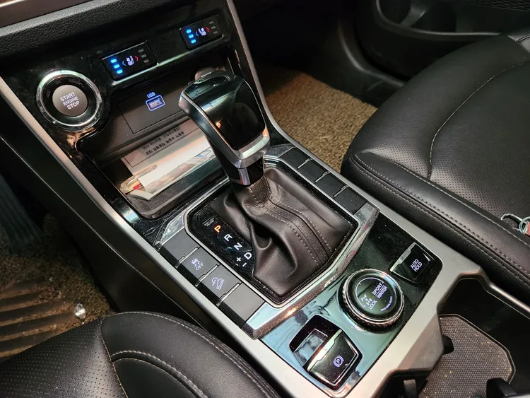 SsangYong (KGM) Beautiful Korando 17