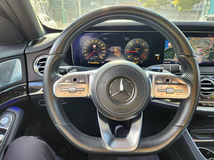 Mercedes S-Class (W222) 17