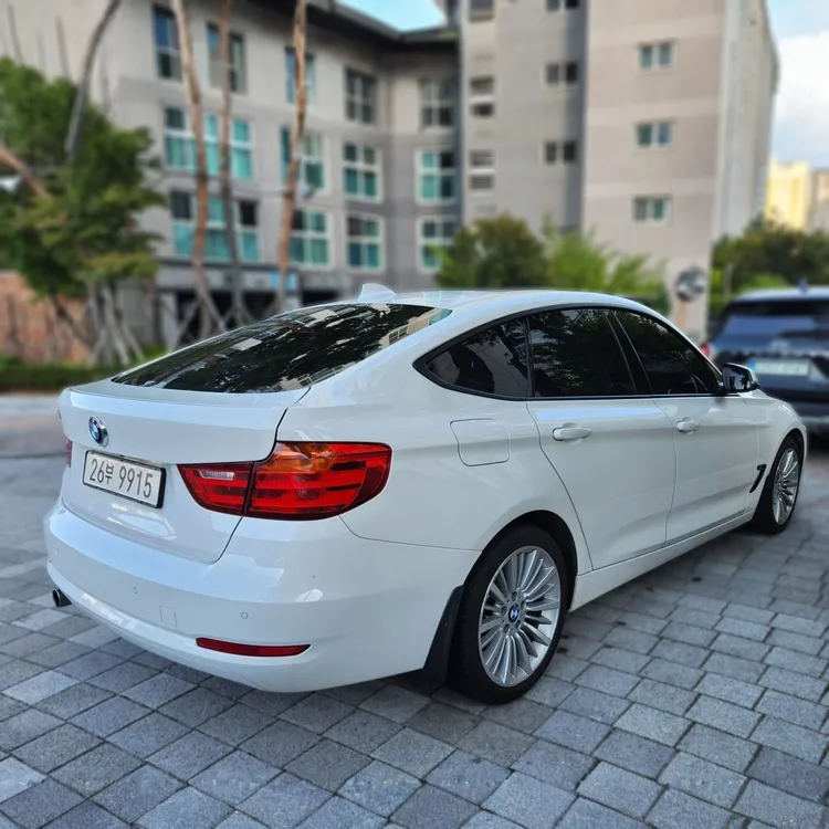 BMW 3 Series GT (F34) 4
