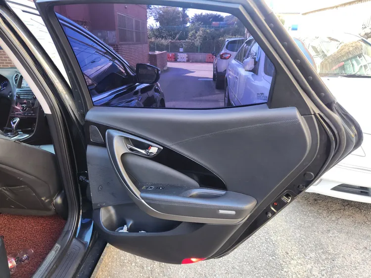 Hyundai Grandeur HG 18
