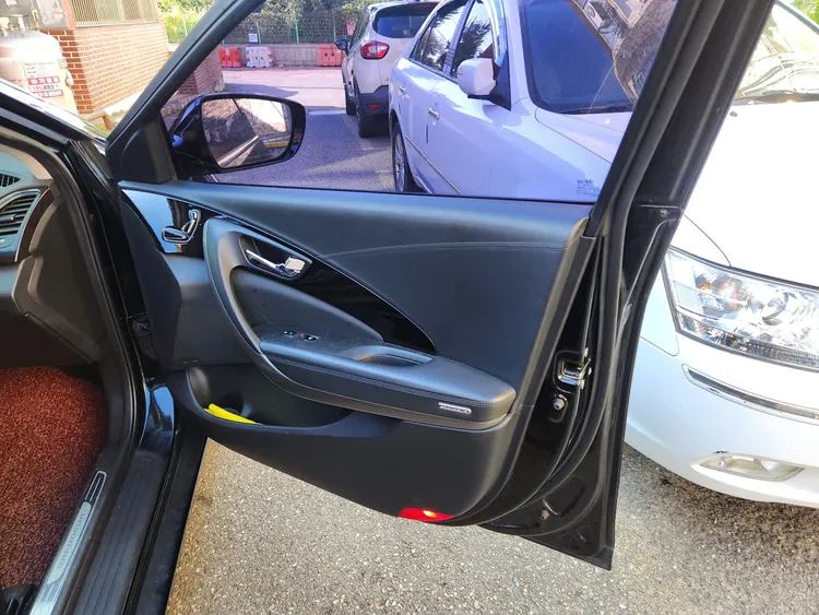 Hyundai Grandeur HG 17