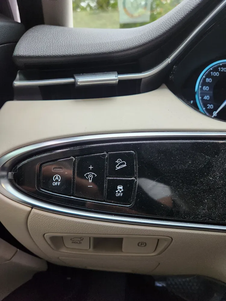 Genesis GV70 20