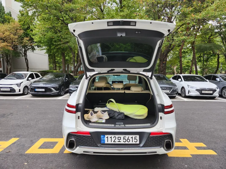 Genesis GV70 5