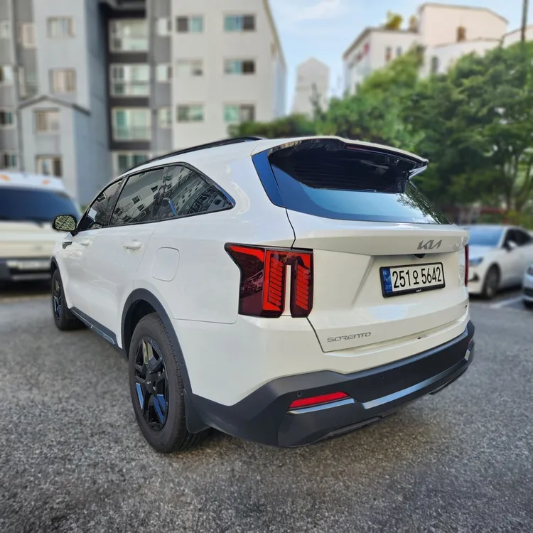 Kia Sorento (MQ4) 5
